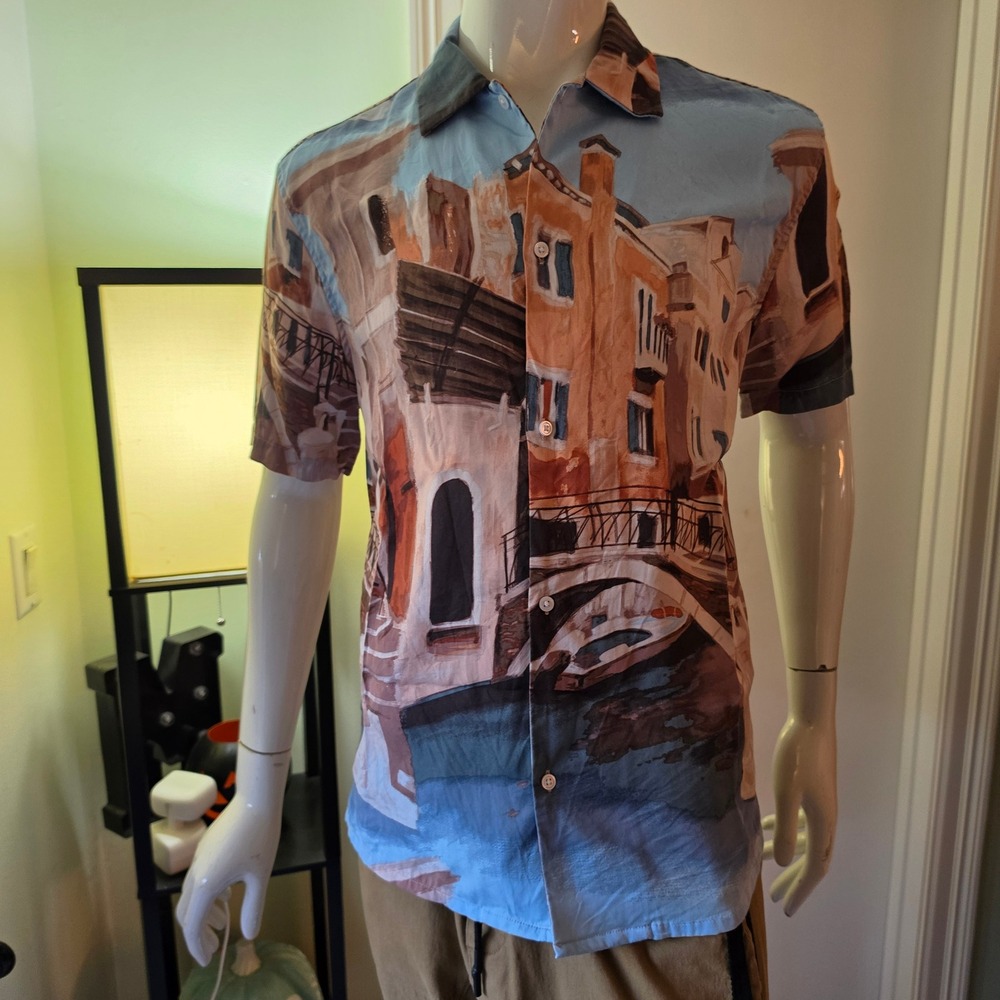 HM Mens Scenic Cityscape Print Short Sleeve Button Down Shirt Blue Orange Size M